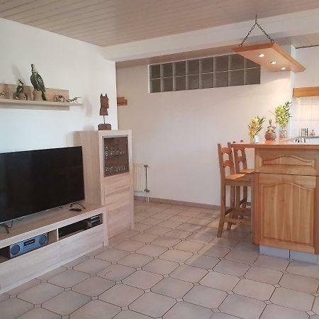 Apartement-Gite Rural A 3 Km De Delemont Courcelon Exteriör bild