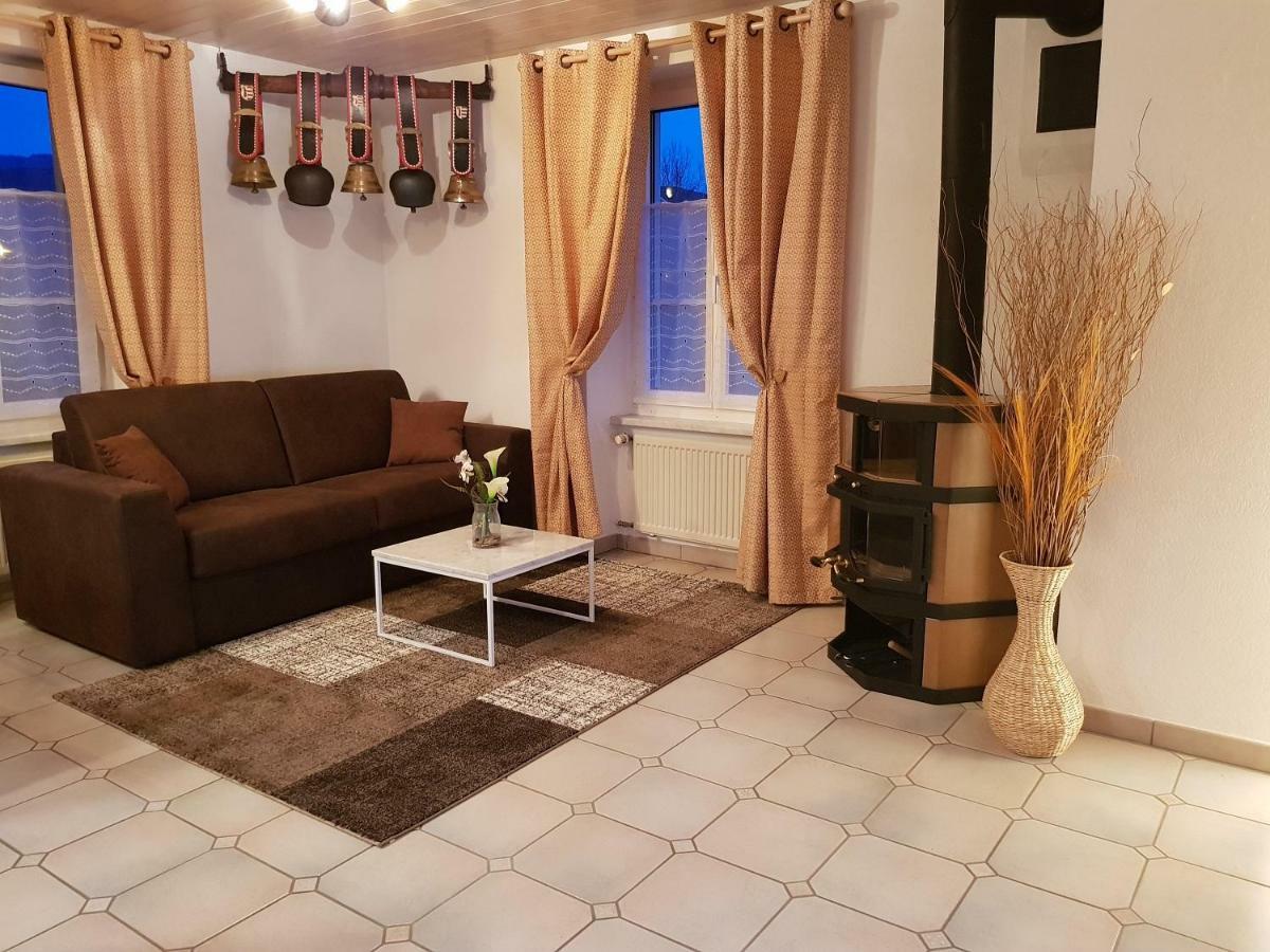 Apartement-Gite Rural A 3 Km De Delemont Courcelon Exteriör bild