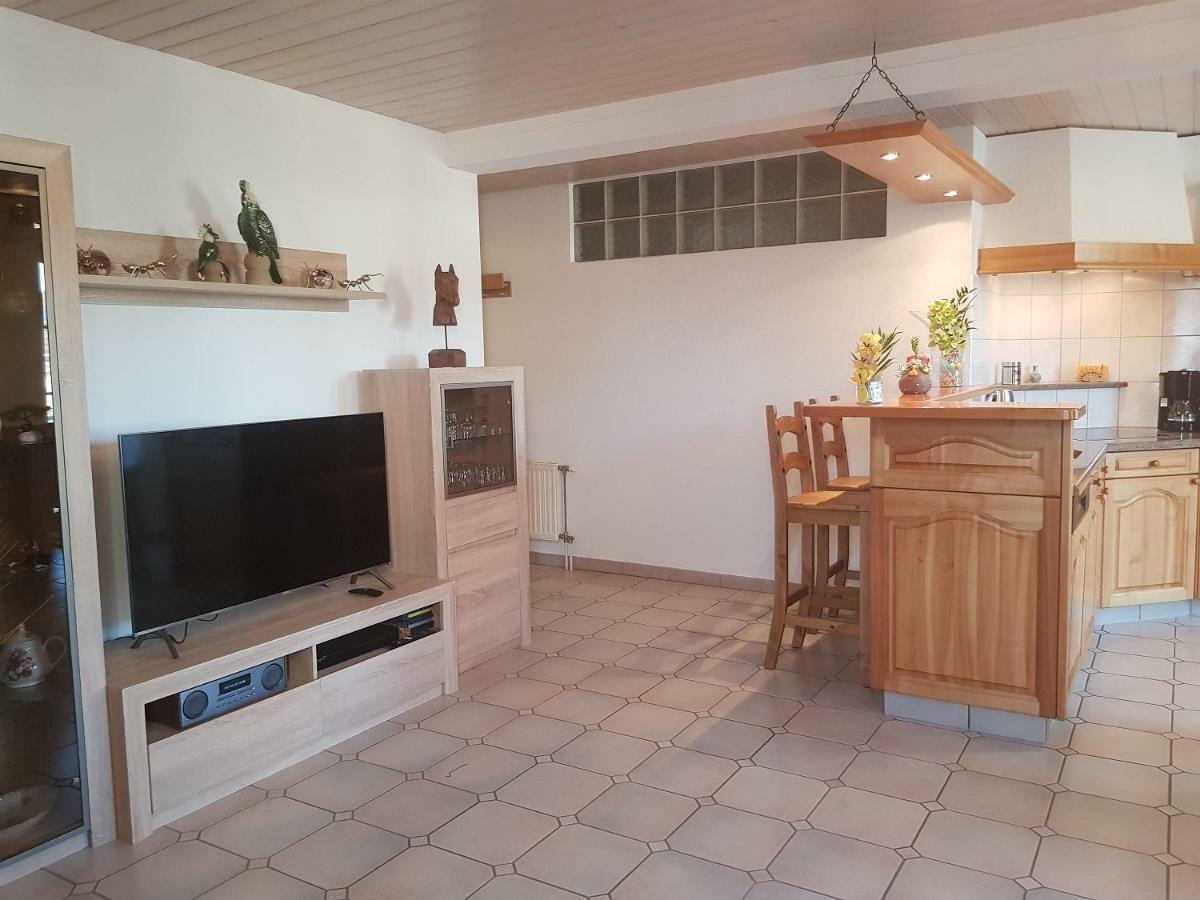 Apartement-Gite Rural A 3 Km De Delemont Courcelon Exteriör bild