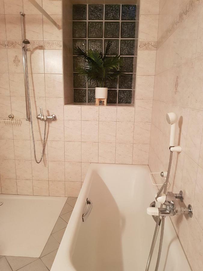 Apartement-Gite Rural A 3 Km De Delemont Courcelon Exteriör bild