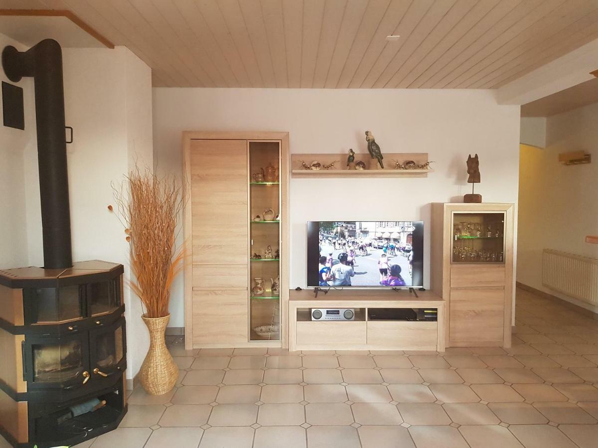 Apartement-Gite Rural A 3 Km De Delemont Courcelon Exteriör bild